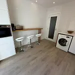 Appartement - Terraço Bbq - Wifi - Ac - Garagem Fechada *